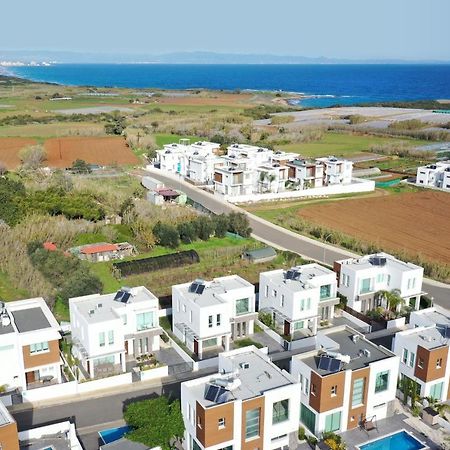 Villa Caren Paralimni Exterior foto